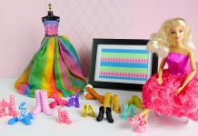 Shopping in Barbie Dress-Up Games