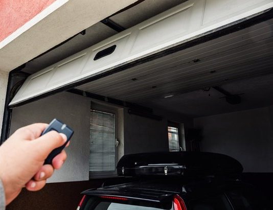 Cool Things You Can Do With a Remote Garage Door Opener App