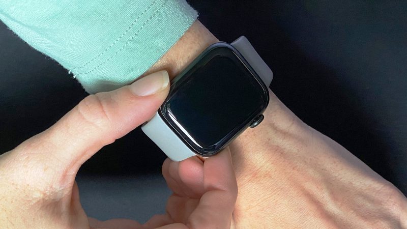 How to Find Apple Watch if Dead