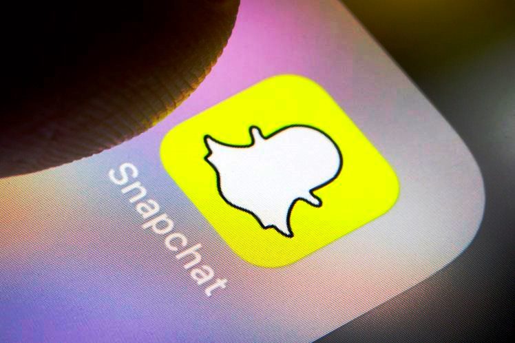 Ways to Hack Snapchat
